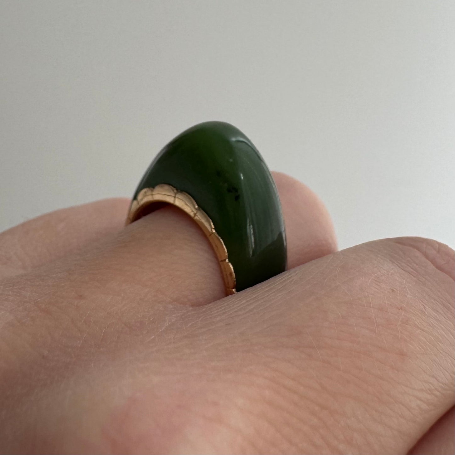 V I N T A G E // plump possibilities / 14k and jade domed ring or pendant / size 5ish