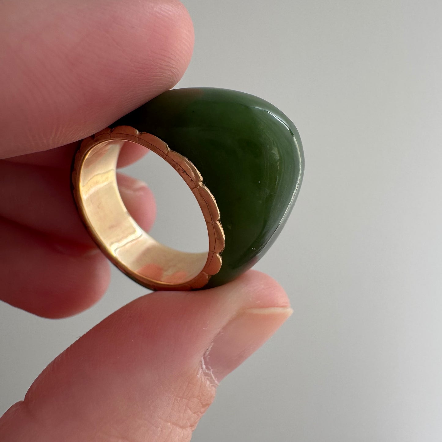 V I N T A G E // plump possibilities / 14k and jade domed ring or pendant / size 5ish