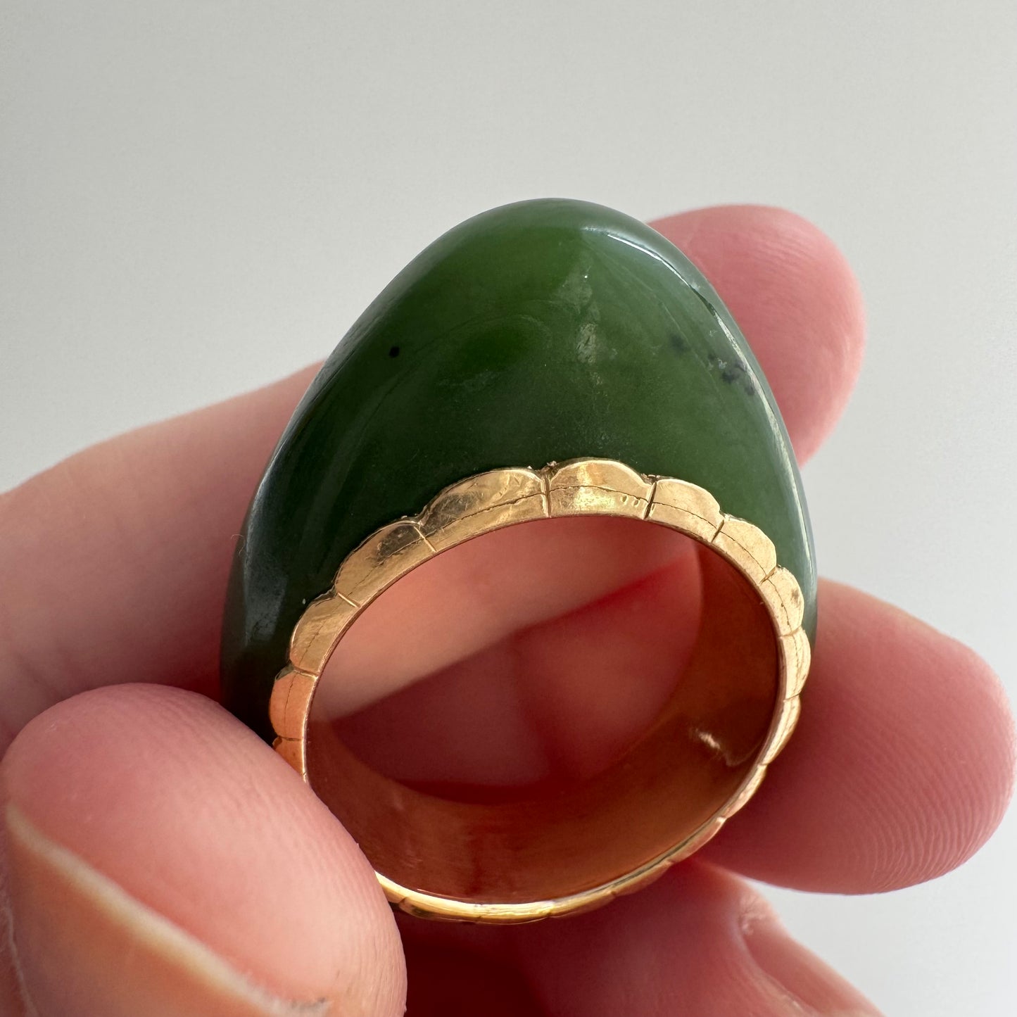 V I N T A G E // plump possibilities / 14k and jade domed ring or pendant / size 5ish