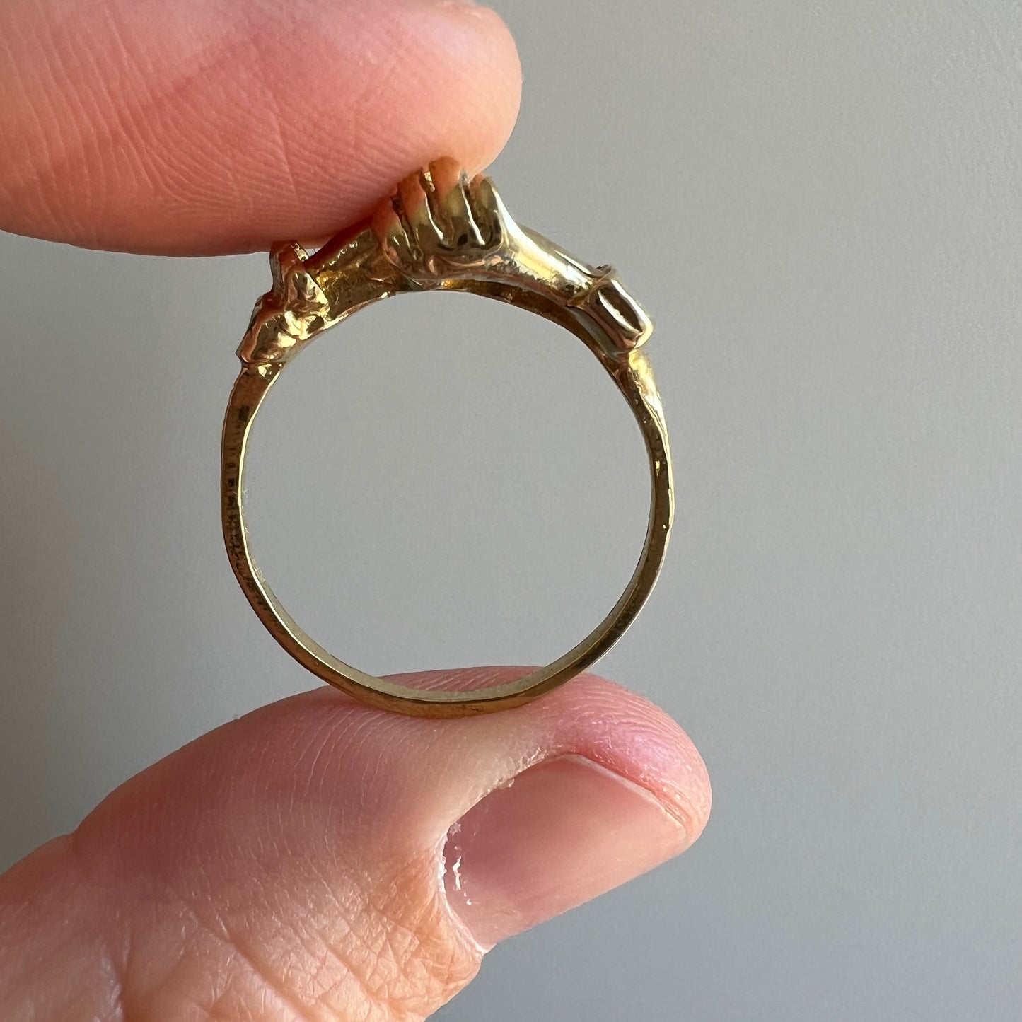 V I N T A G E // 10k / Fede Gimmel ring / yellow gold / Claddagh / size 7