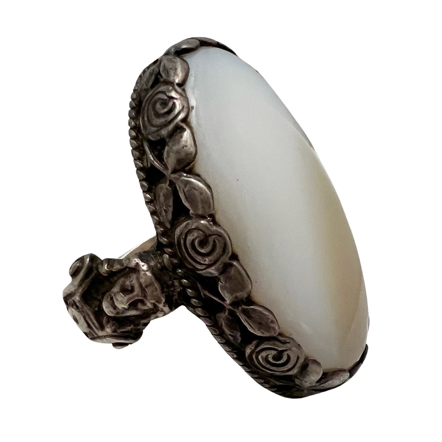 V I N T A G E // quiet chess / sterling silver and agate Peruzzi style ring / size 6.5-ish