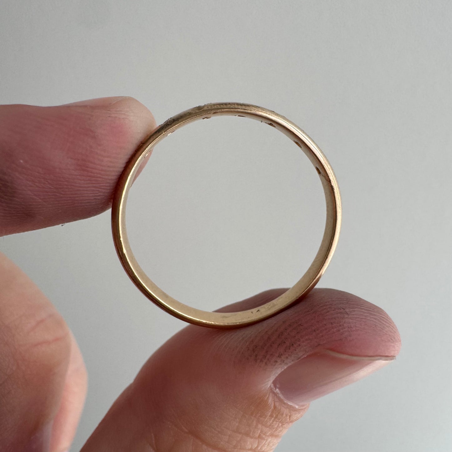 reimagined V I N T A G E // star story / 14k D-shaped 2.85mm band with seven new star-set diamonds / size 9.75