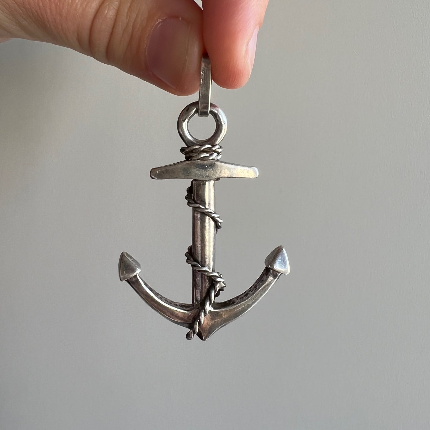 V I N T A G E // weight when you want it / Italian sterling silver roped anchor / a large heavy pendant