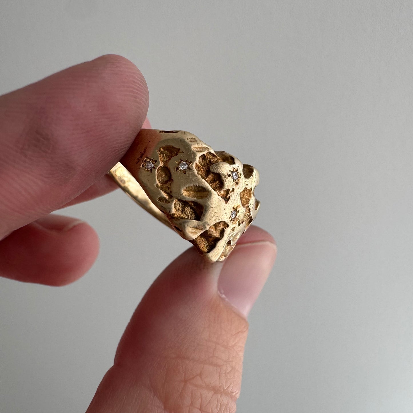 reimagined V I N T A G E // star story / 10k tapered nugget style domed band with six new star-set diamonds / size 7.75