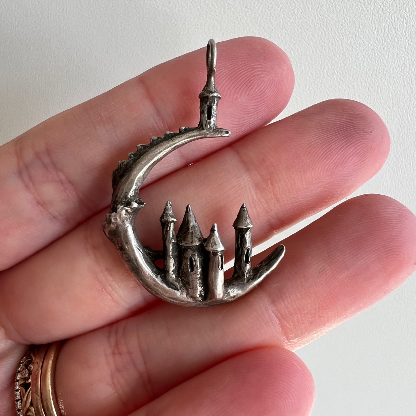 V I N T A G E // dream village / sterling silver castle city on a crescent moon / a pendant