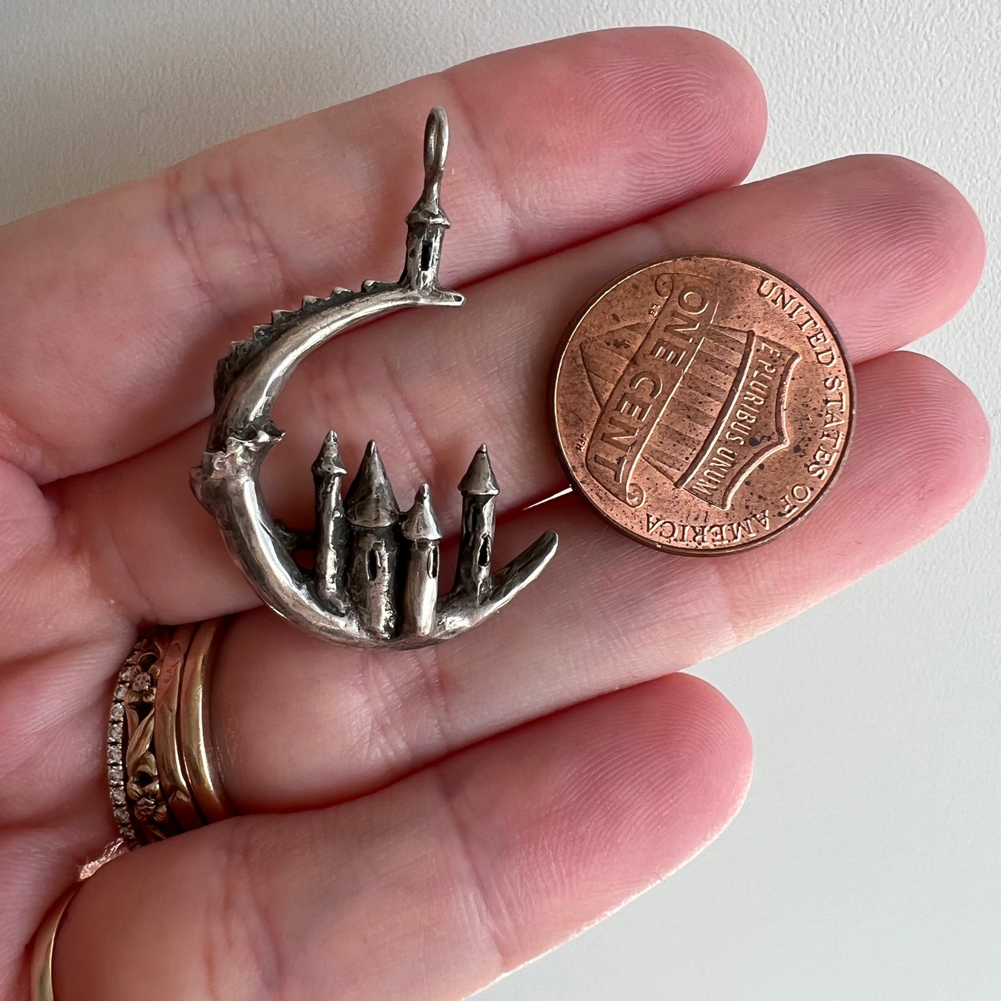 V I N T A G E // dream village / sterling silver castle city on a crescent moon / a pendant