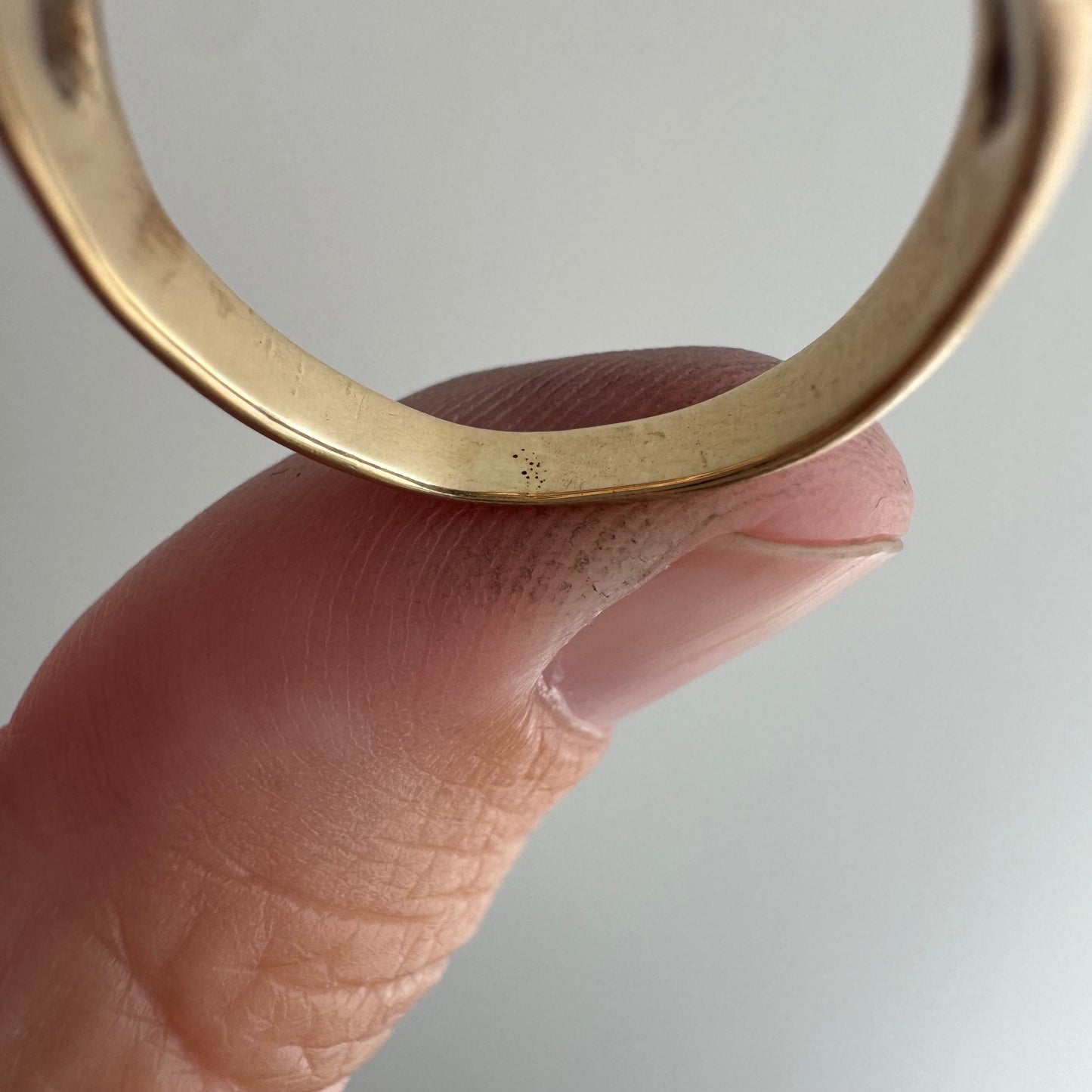 reimagined V I N T A G E // star story / 10k tapered nugget style domed band with six new star-set diamonds / size 7.75