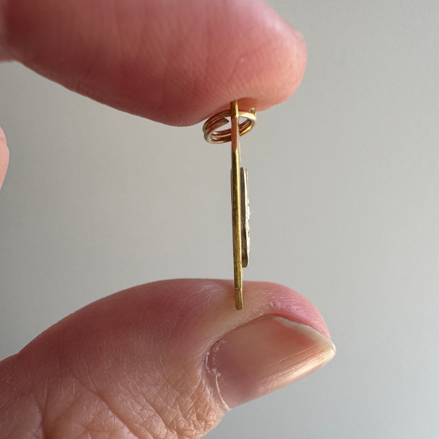 V I N T A G E // magnificent M / 18k and diamond M initial / a charm or pendant