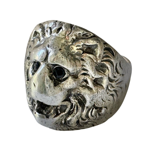 V I N T A G E // cowardly lion / sterling silver CHUNKY lion face ring / size 8.5ish