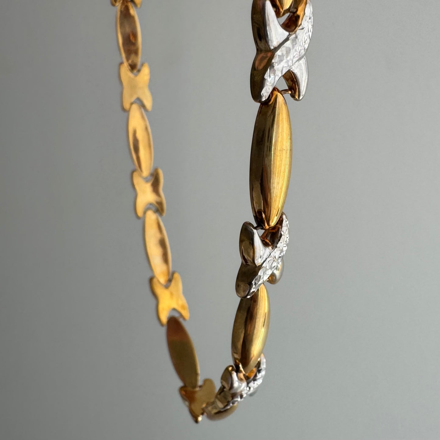 E S T A T E // widest hugs / gold over sterling silver puffy hugs and kisses link necklace / 16.75", 16.8g