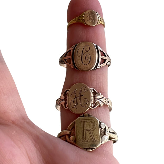 V I N T A G E // gold initial rings / significant letters / very very vintage single initial signet rings