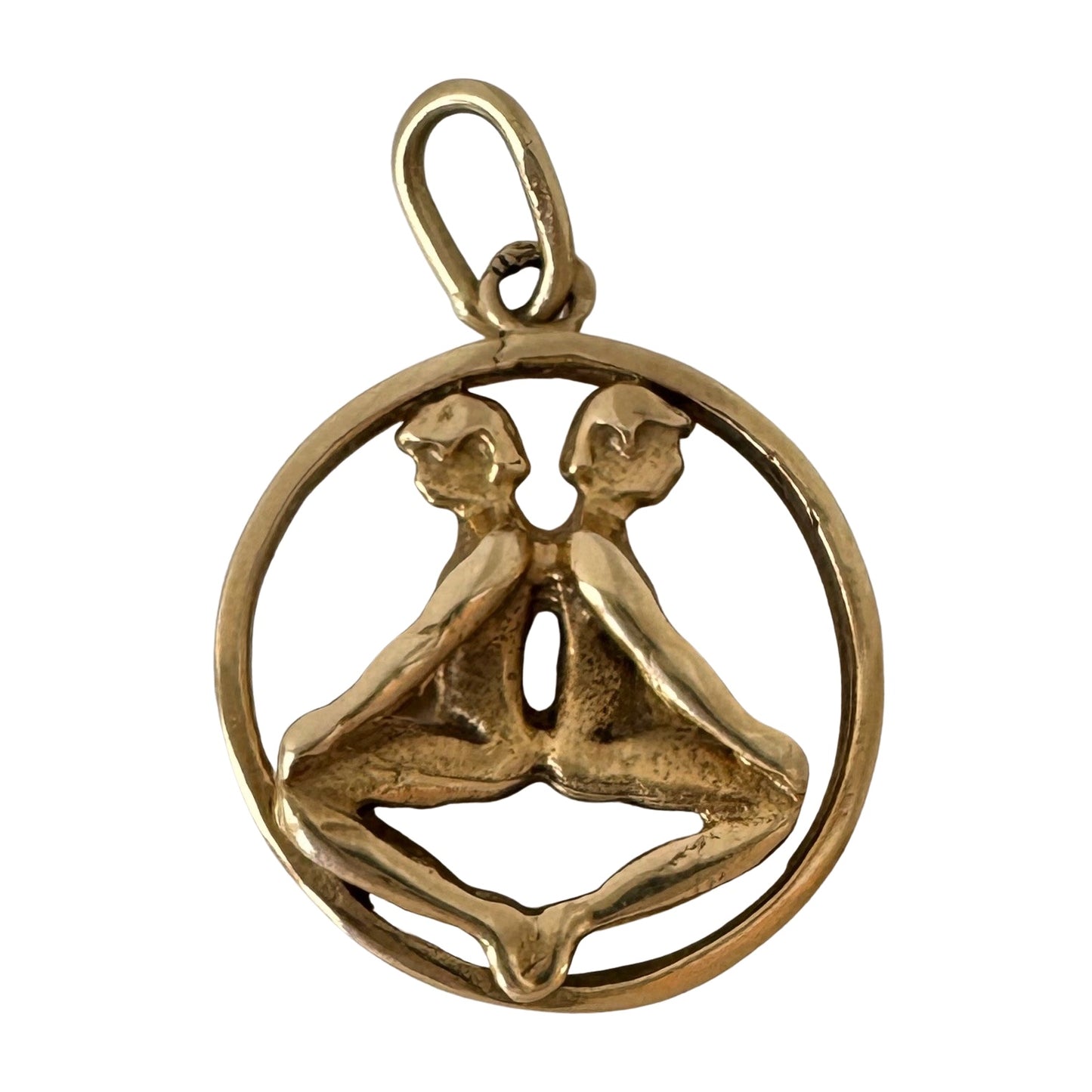 V I N T A G E // twin balance / 14k yellow gold 3D Gemini twins zodiac / a pendant