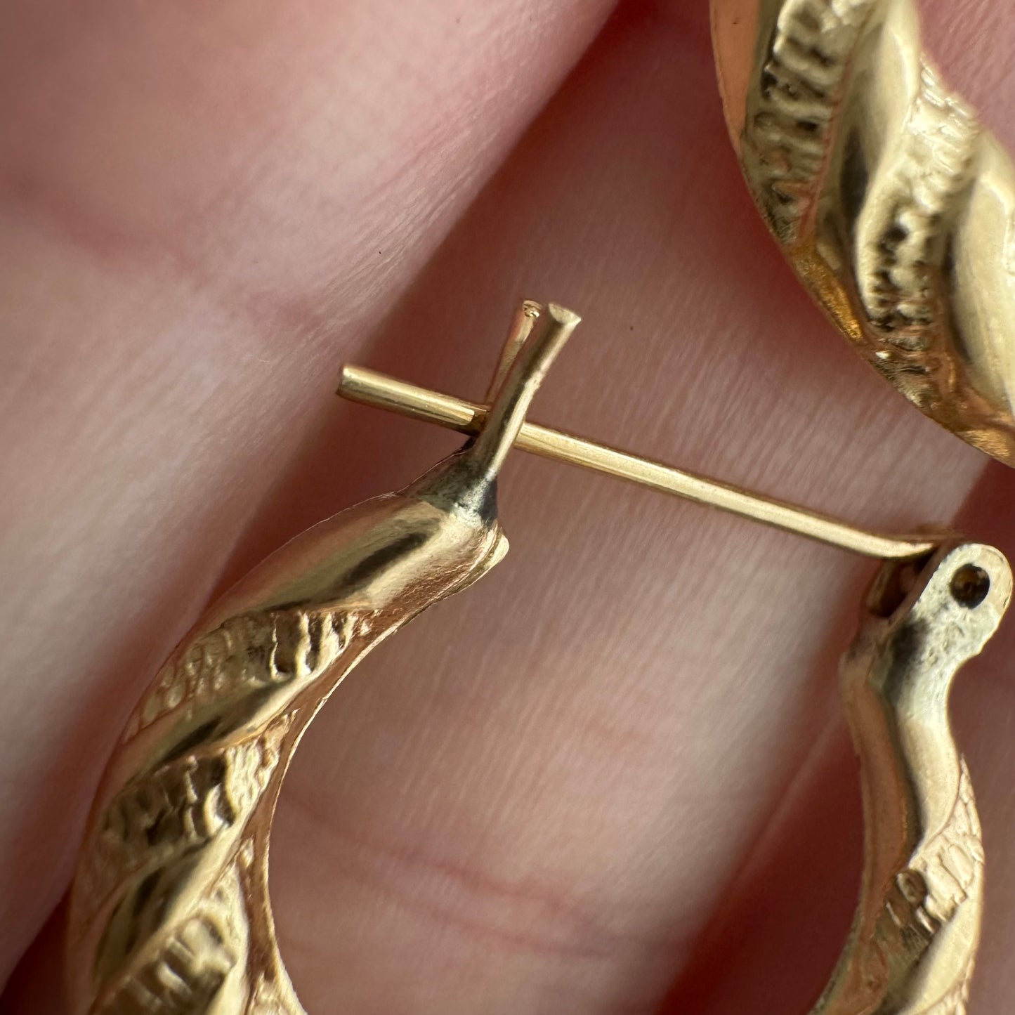 E S T A T E // shrimpy croissants / 14k ribbed twisty shrimp croissant hoops / earrings