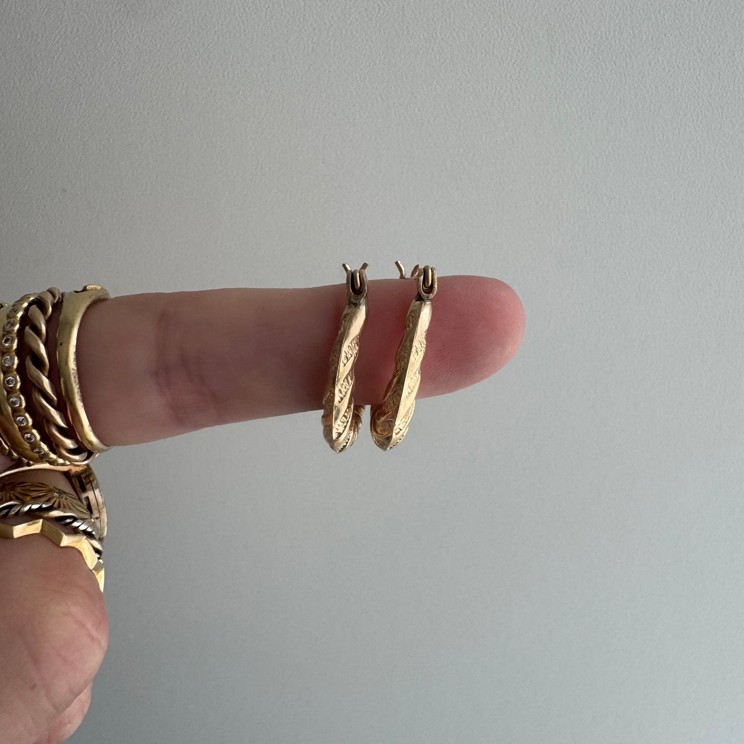 E S T A T E // shrimpy croissants / 14k ribbed twisty shrimp croissant hoops / earrings