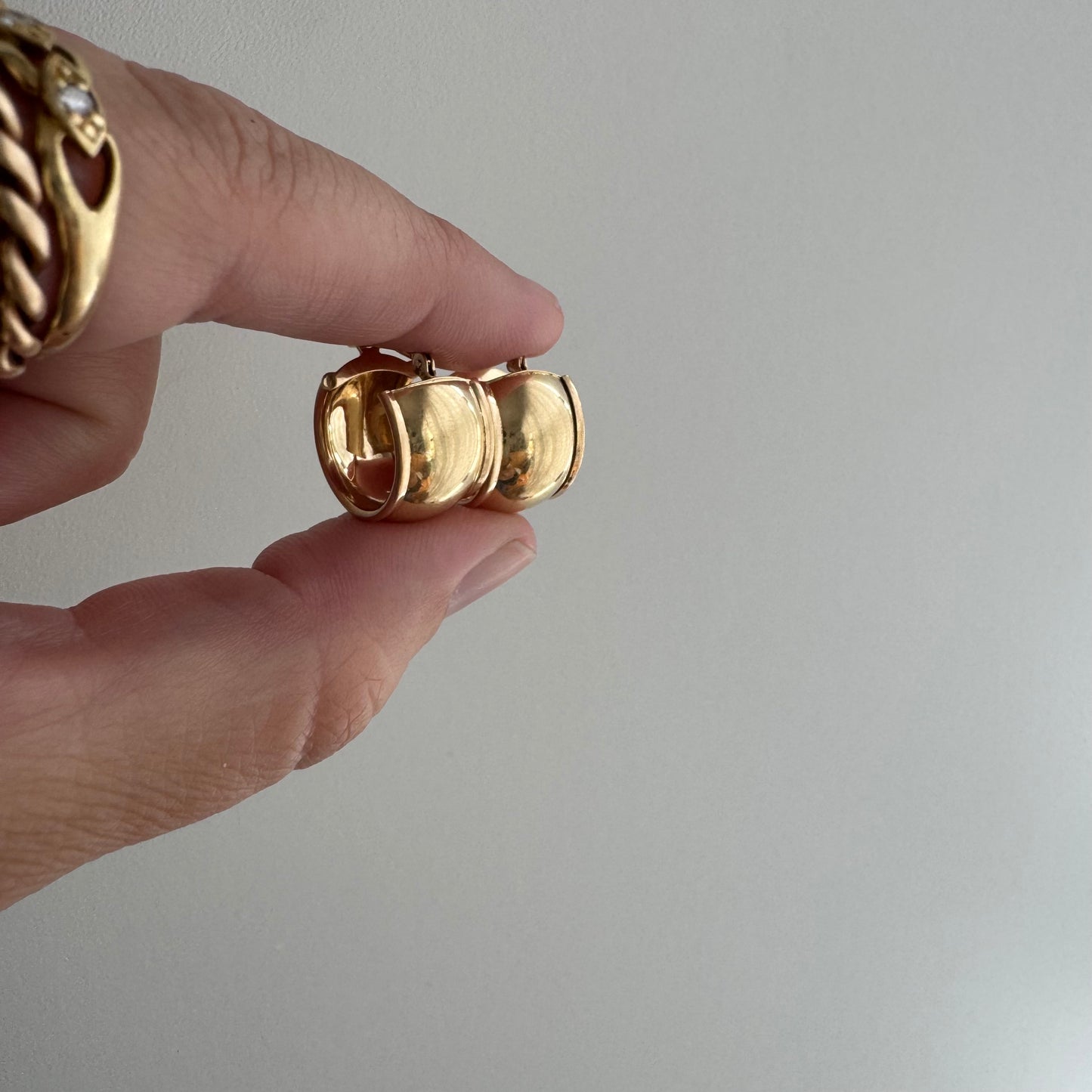 E S T A T E // wide domed huggies / 14k round 9.9mm wide small hoops / earrings