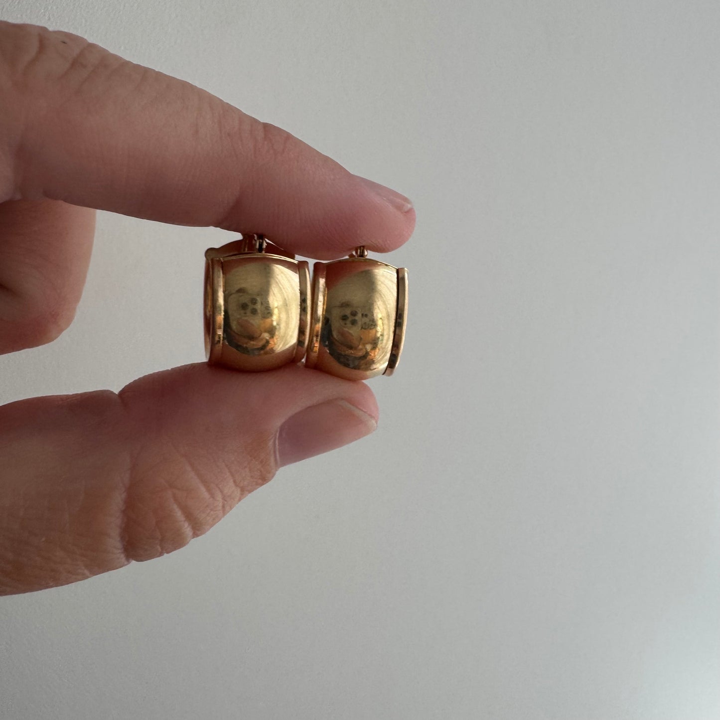 E S T A T E // wide domed huggies / 14k round 9.9mm wide small hoops / earrings