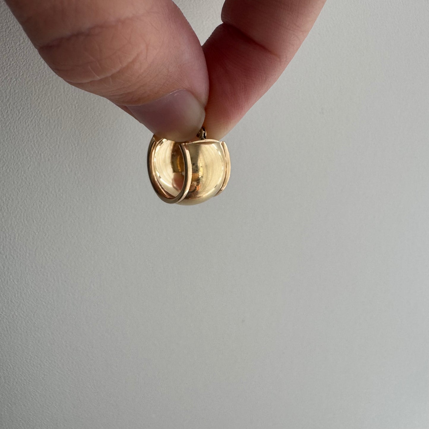 E S T A T E // wide domed huggies / 14k round 9.9mm wide small hoops / earrings