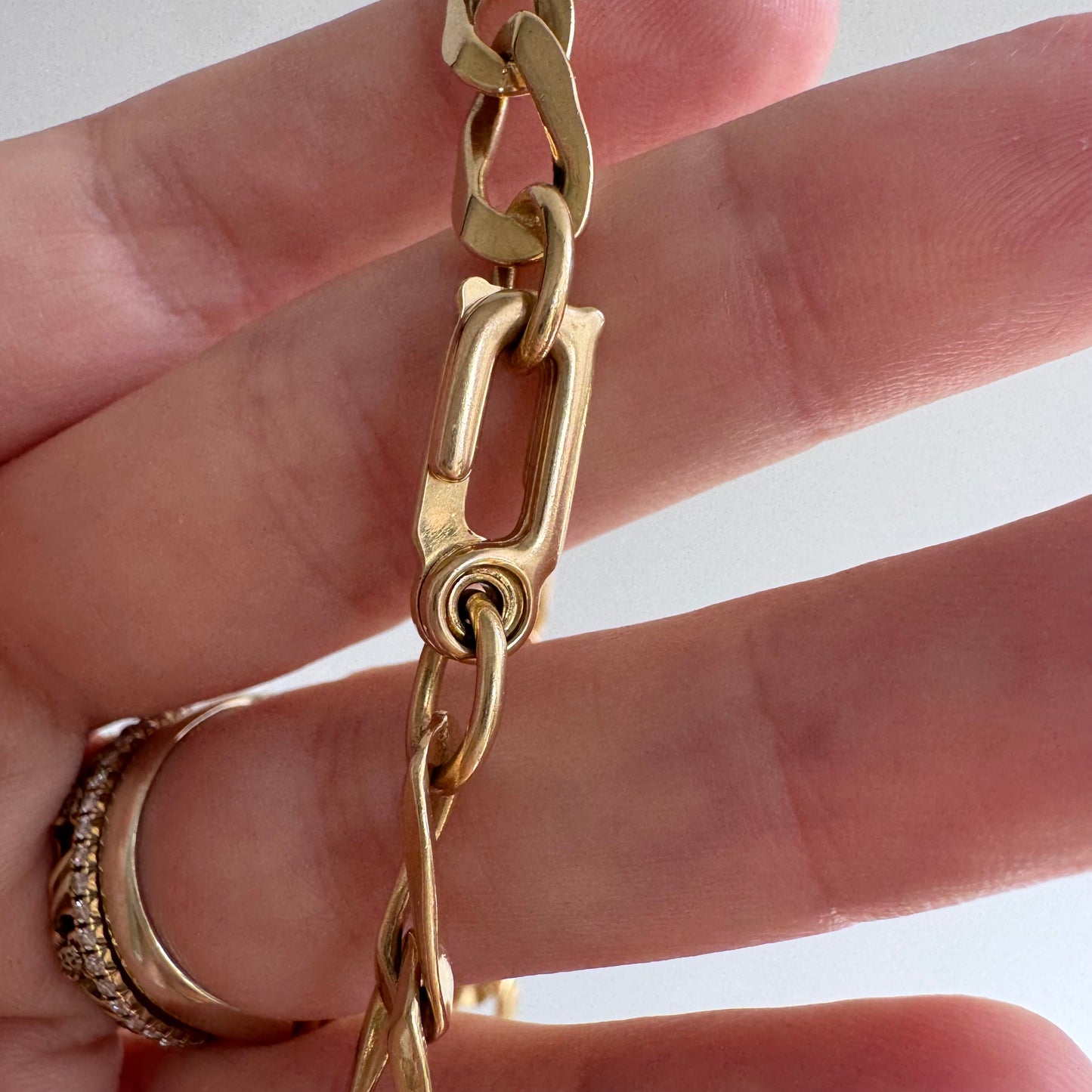 V I N T A G E // loveliest links / 14k yellow gold paperclip curb link bracelet / 8.5", 15.5g