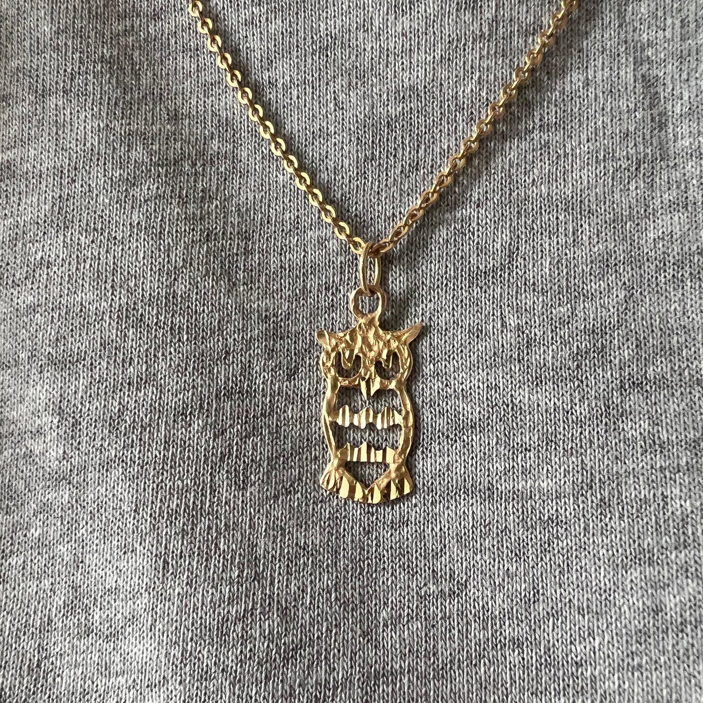 V I N T A G E // wise watcher / 14k yellow gold owl / a charm pendant