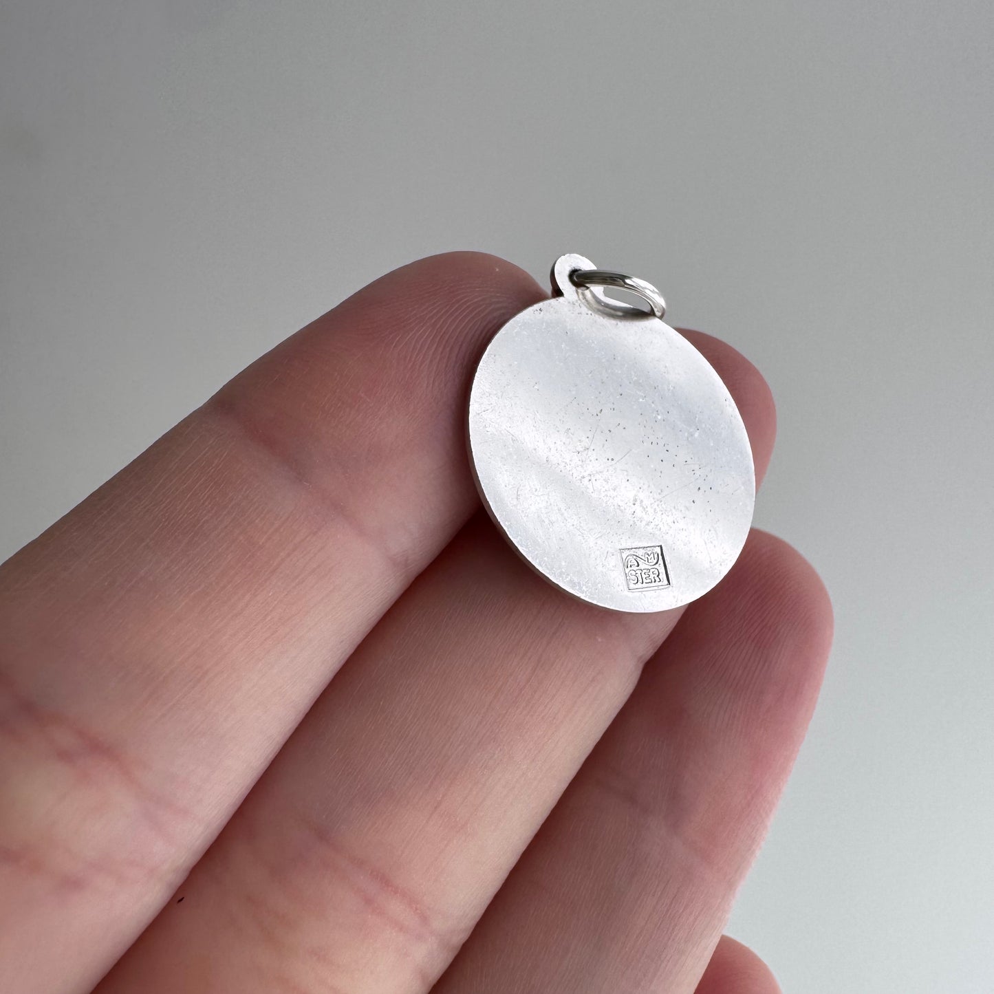 V I N T A G E // side by side / sterling silver kneeling zodiac femmes / a pendant