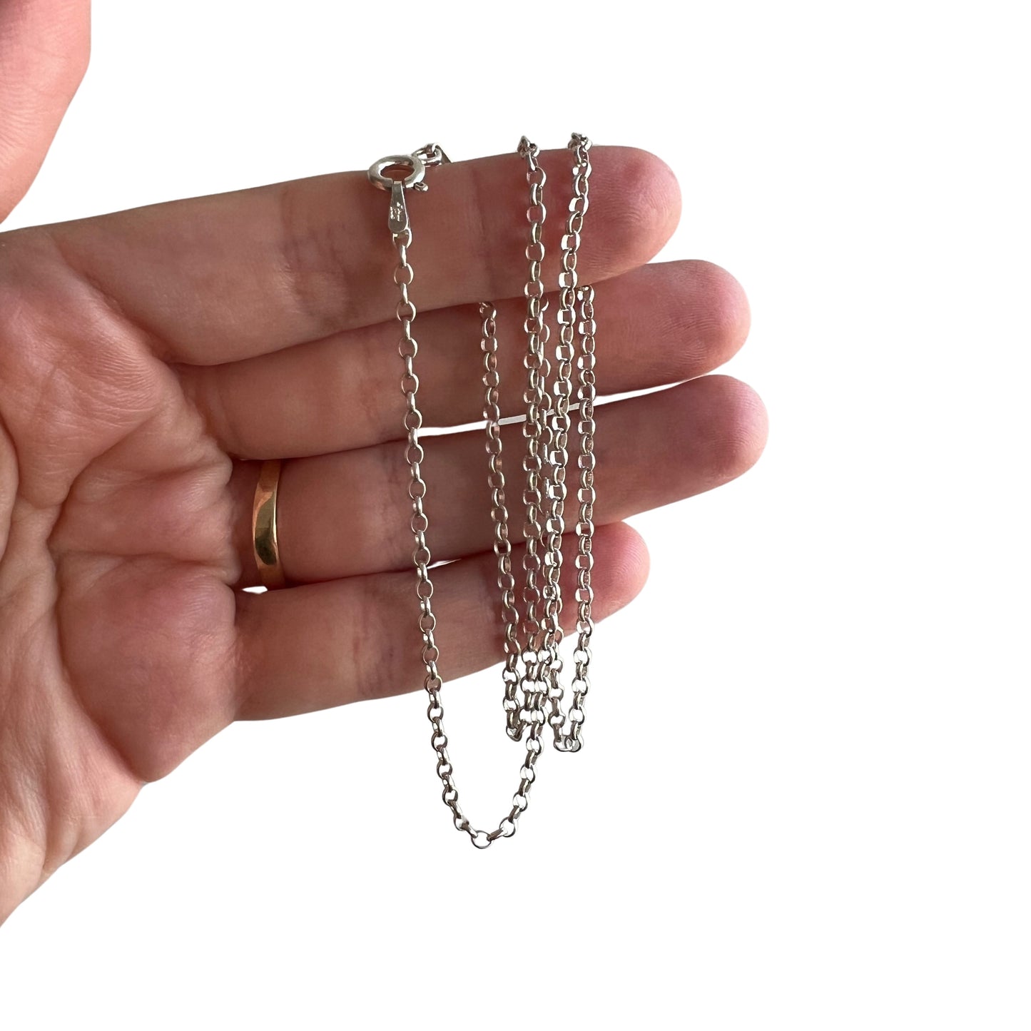 P R E - L O V E D // dainty oval / sterling silver oval rolo necklace chain / 18.25"