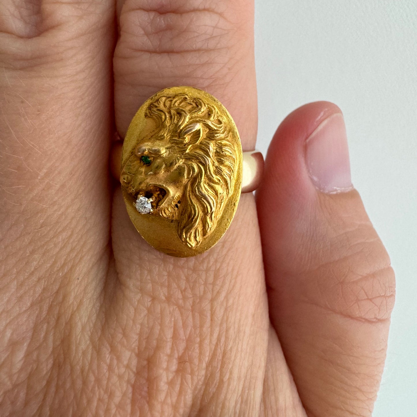 reimagined A N T I Q U E // main mane / 14k and diamond lion cufflink conversion ring / size 6.5ish