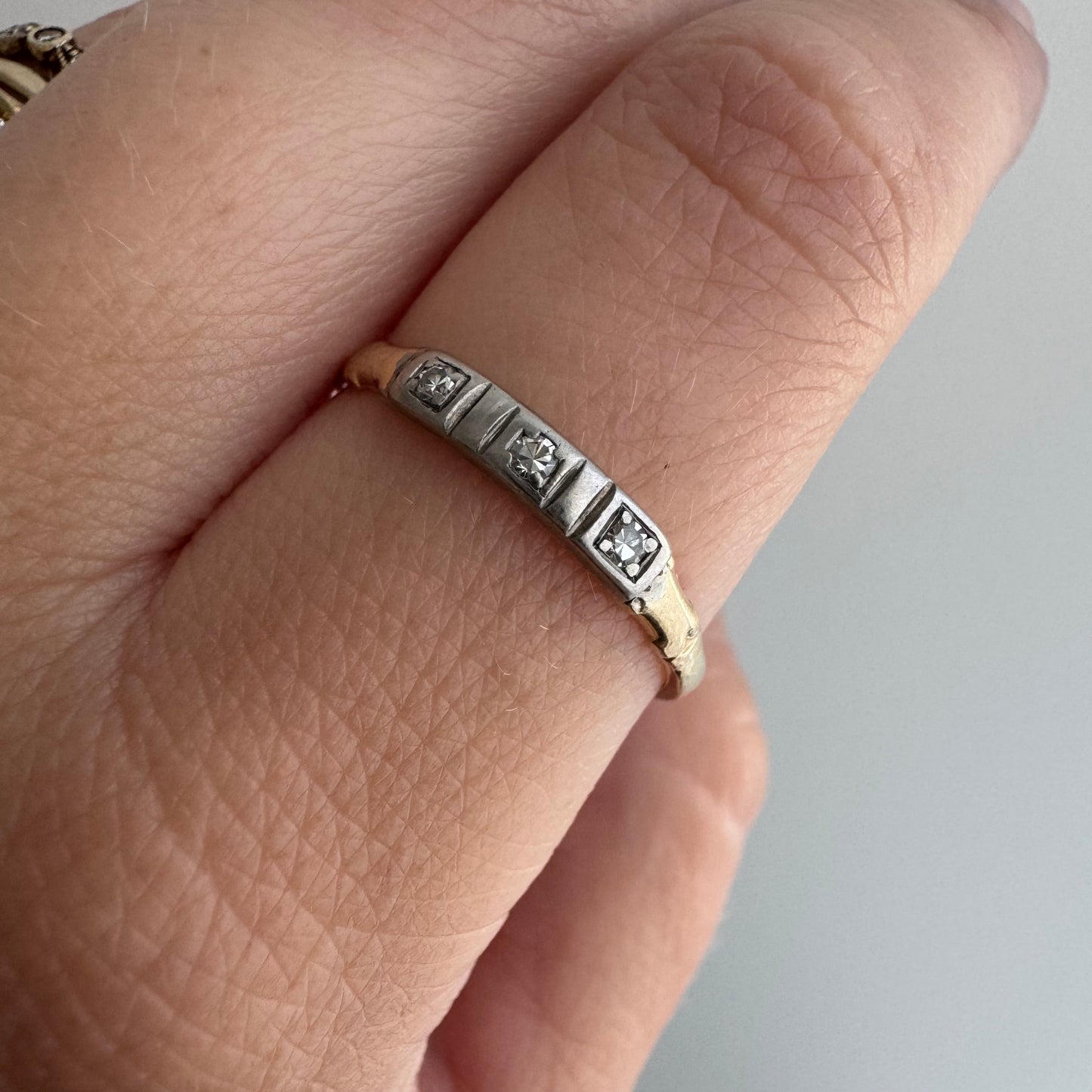A N T I Q U E // melee magic / 14k yellow and white gold art deco trilogy diamond band / size 9