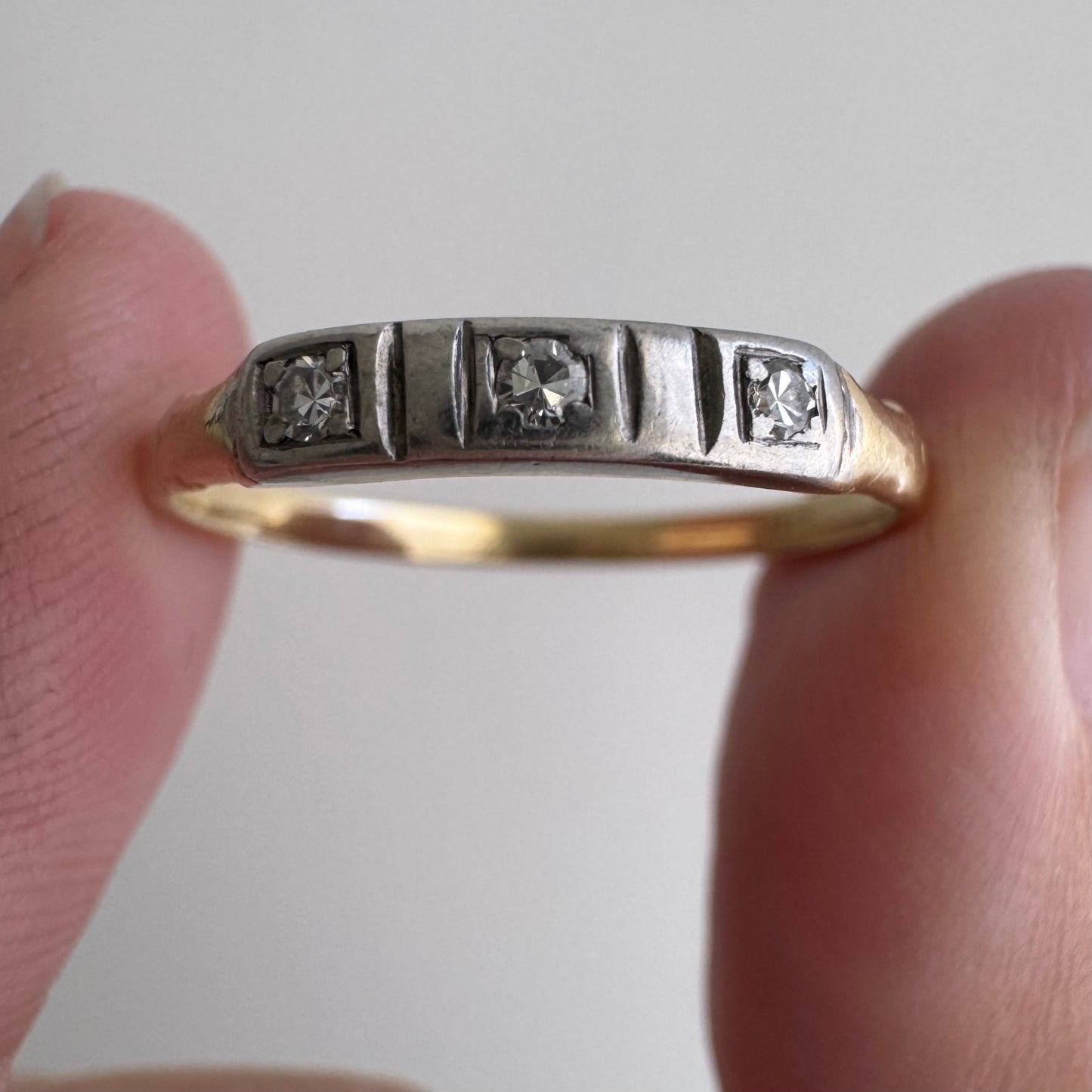 A N T I Q U E // melee magic / 14k yellow and white gold art deco trilogy diamond band / size 9