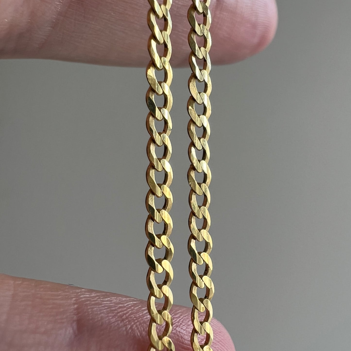 P R E - L O V E D // diamond cut curb / 14k yellow gold 2mm sturdy cable link chain / 18"