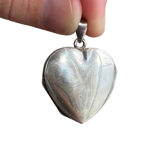 P R E - L O V E D  // no heart is simple / sterling silver slightly puffy heart locket / a pendant