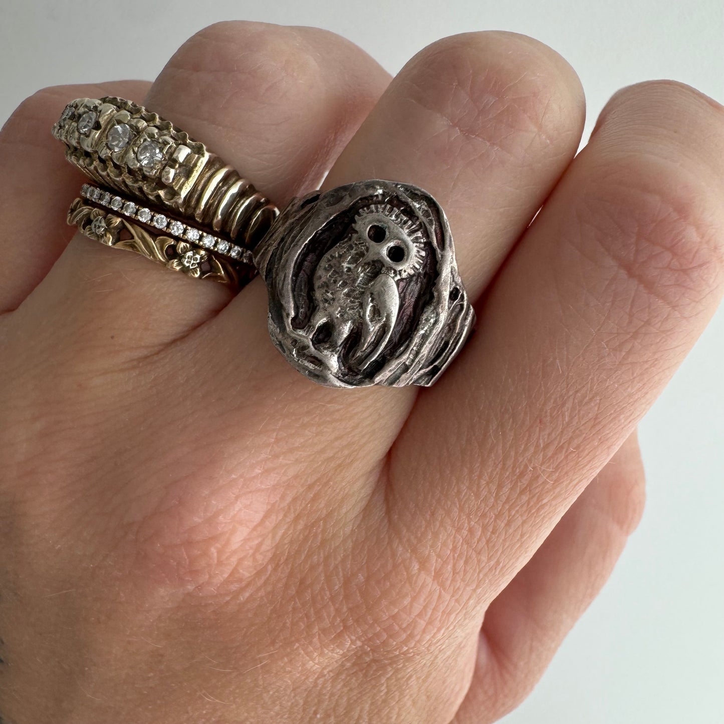 V I N T A G E // watchful eyes / sterling silver almost brutalist owl signet ring / size 6-6.25