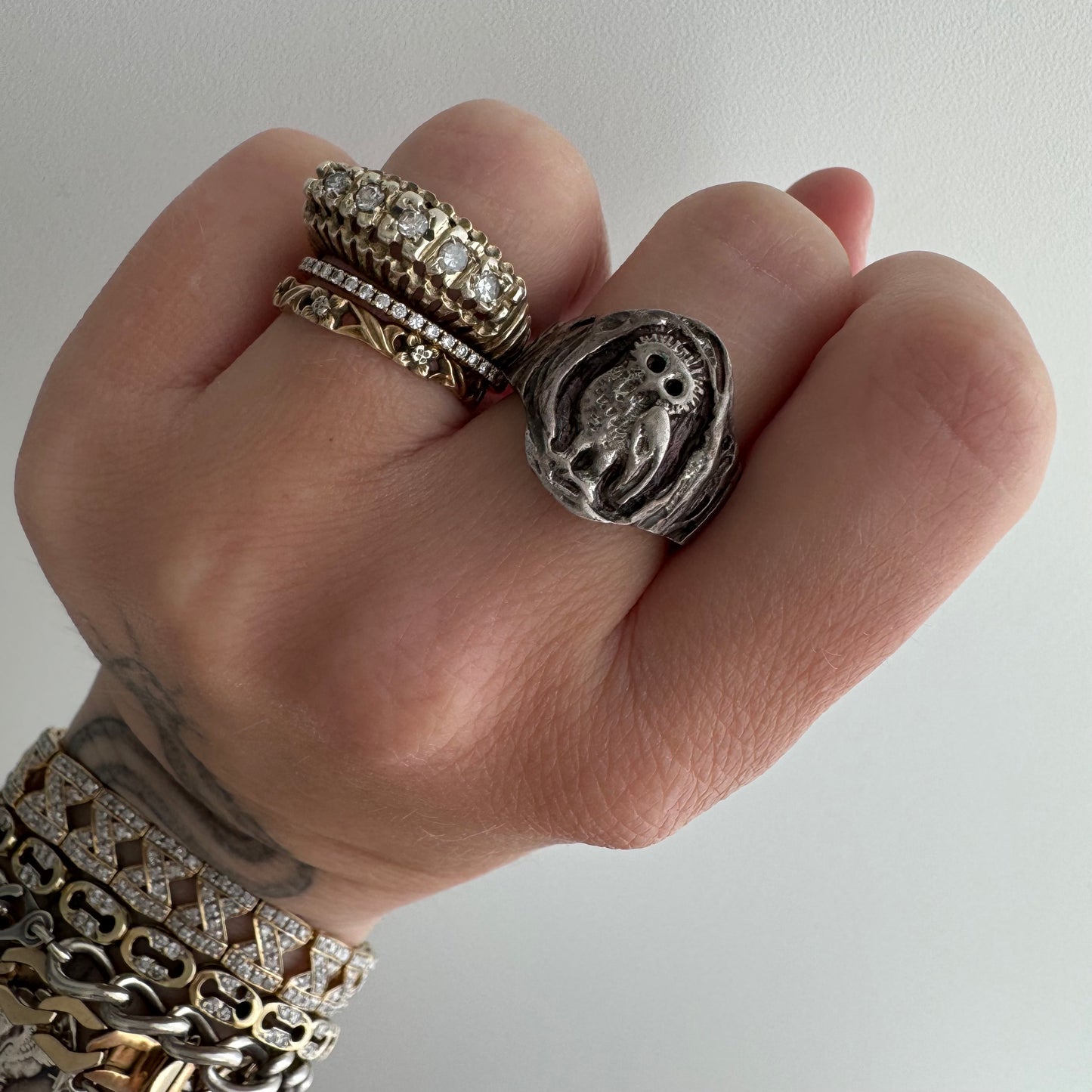 V I N T A G E // watchful eyes / sterling silver almost brutalist owl signet ring / size 6-6.25