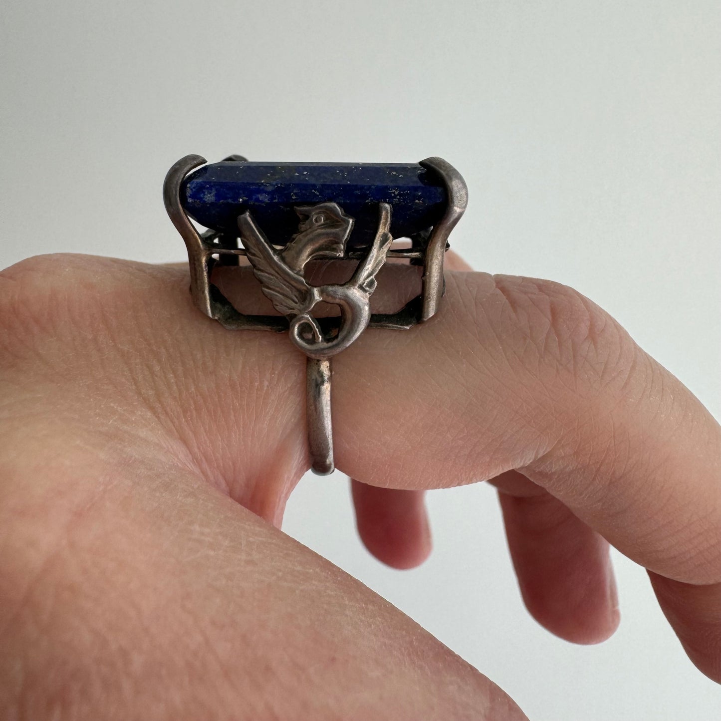 V I N T A G E // secret griffins / sterling silver and lapis lazuli statement ring / size 5.5+