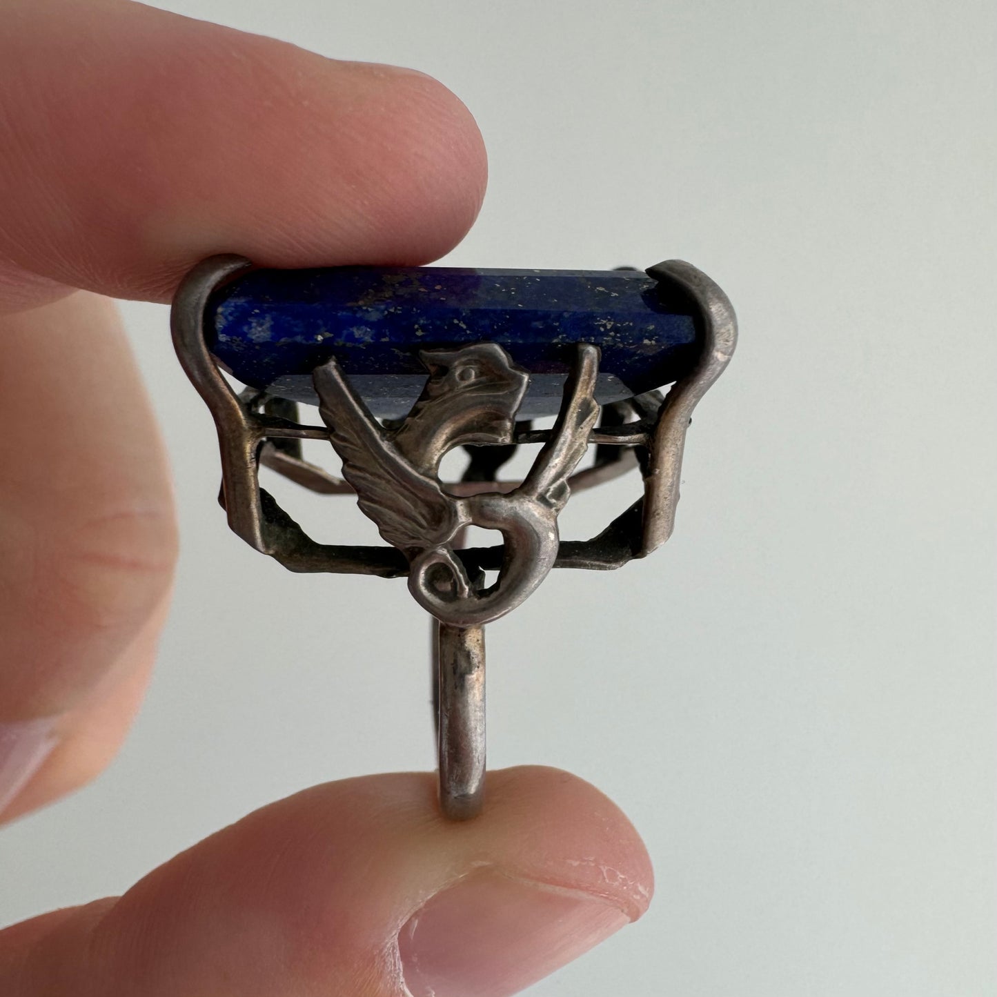 V I N T A G E // secret griffins / sterling silver and lapis lazuli statement ring / size 5.5+