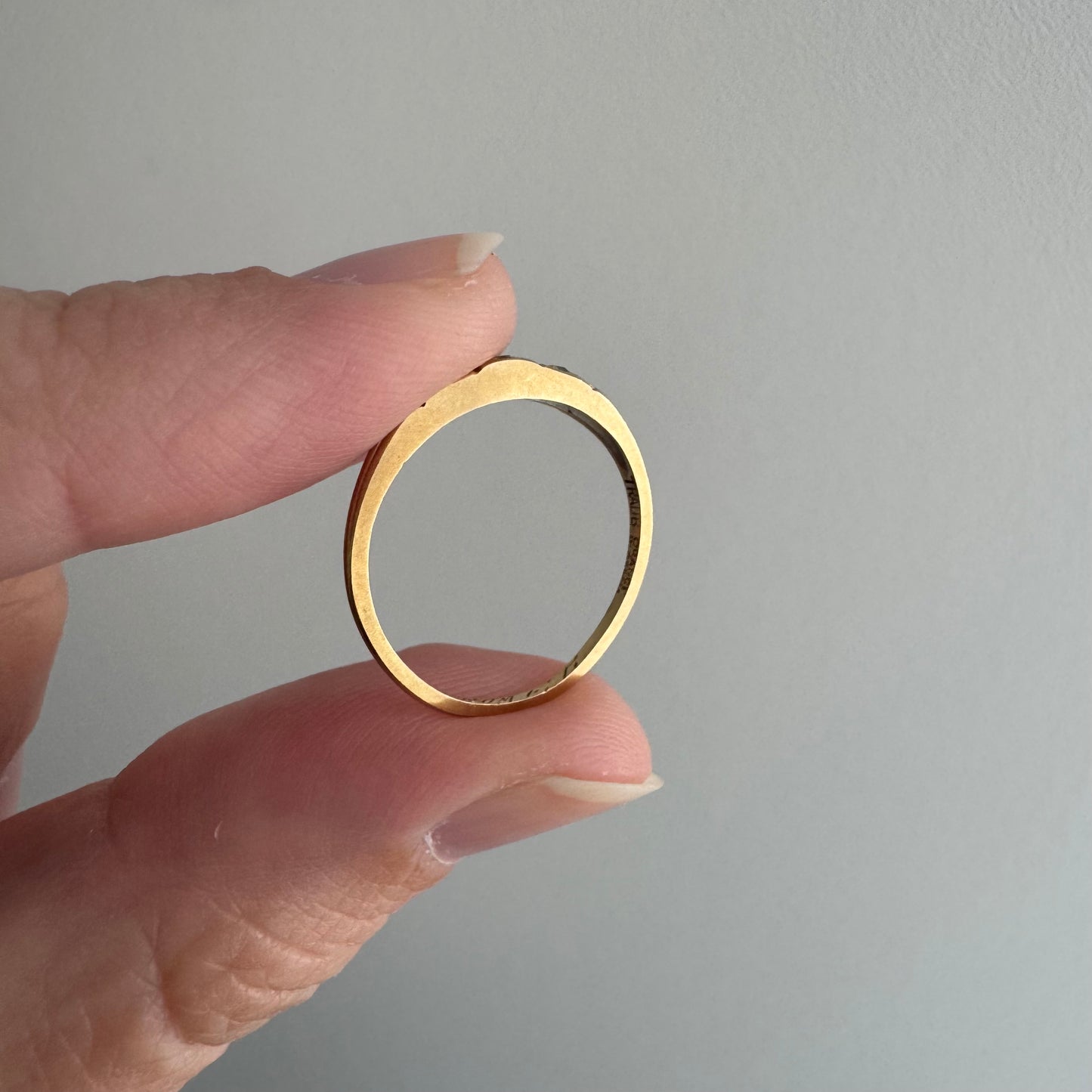 A N T I Q U E // pave blooms / 14k yellow gold art deco diamond trilogy band / size 4.75