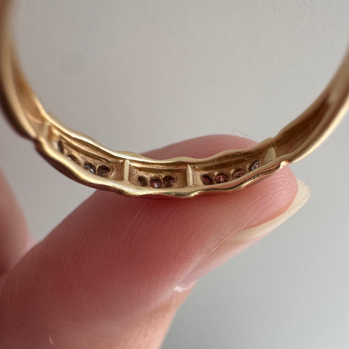 A N T I Q U E // it comes in waves / 14k yellow and white gold late art deco diamond band / size 4.5