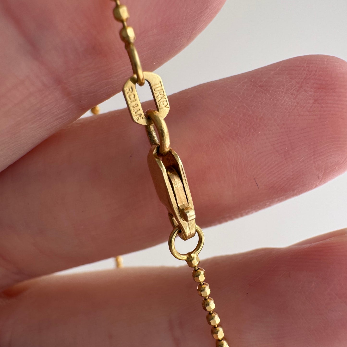 V I N T A G E // dainty beads / 14k yellow gold diamond cut ball bead necklace / 18", 2.6g