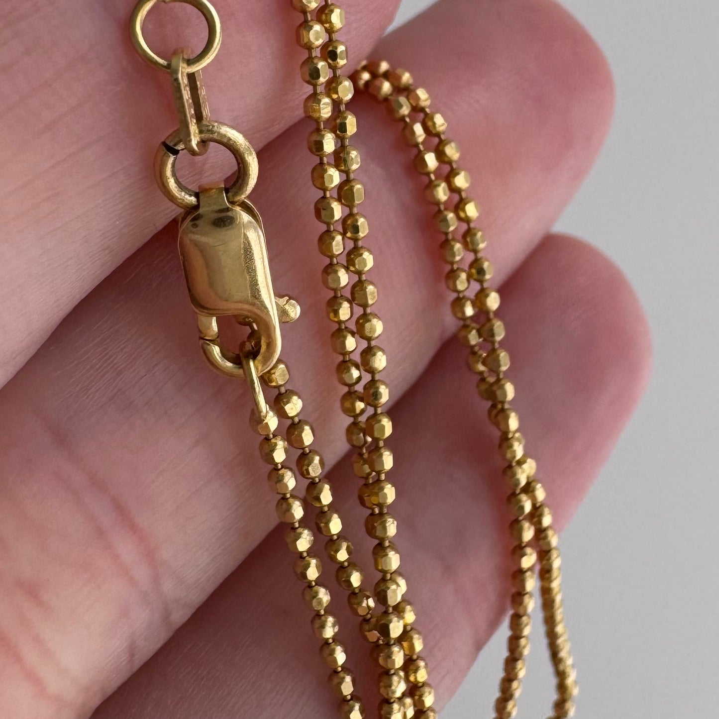 V I N T A G E // dainty beads / 14k yellow gold diamond cut ball bead necklace / 18", 2.6g