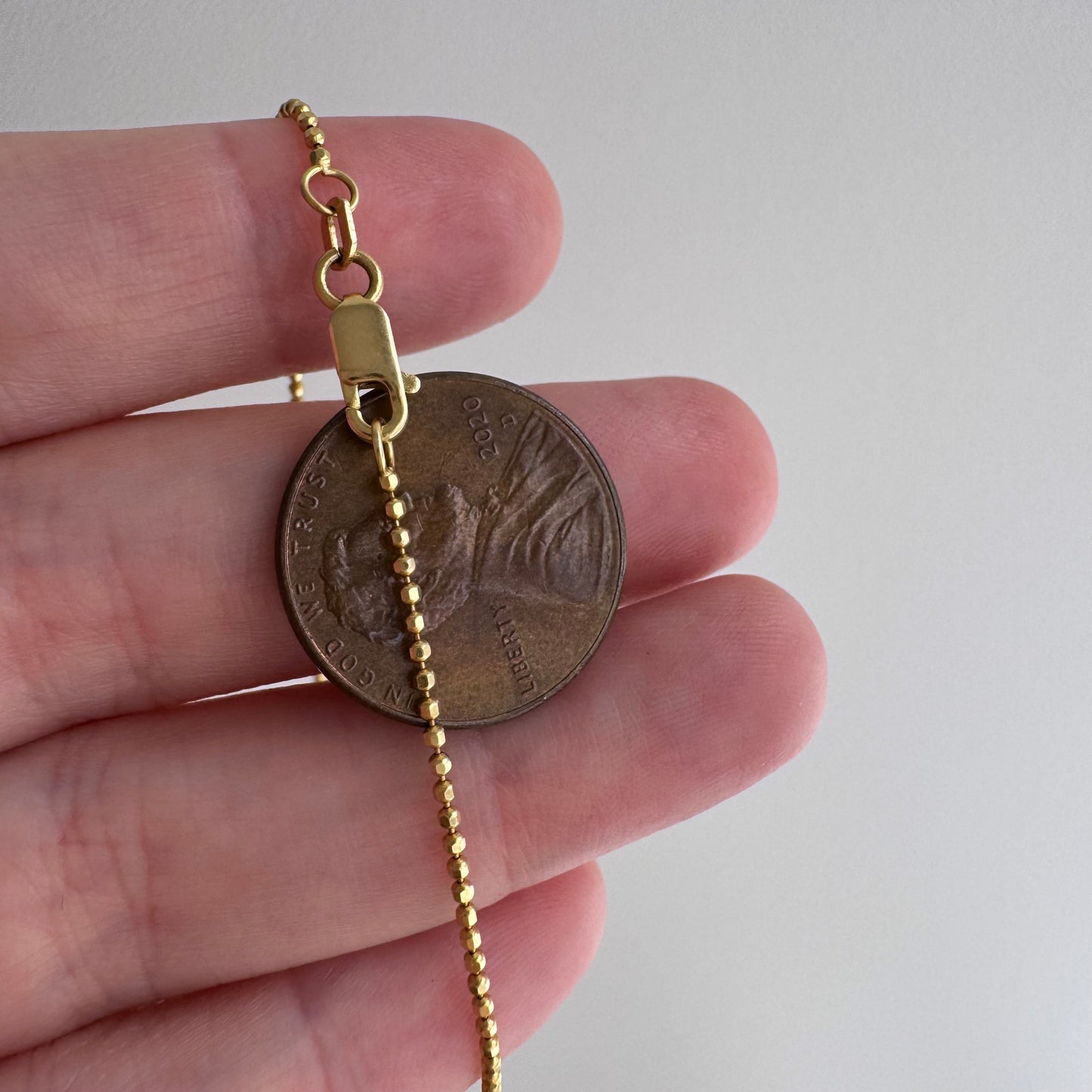 V I N T A G E // dainty beads / 14k yellow gold diamond cut ball bead necklace / 18", 2.6g