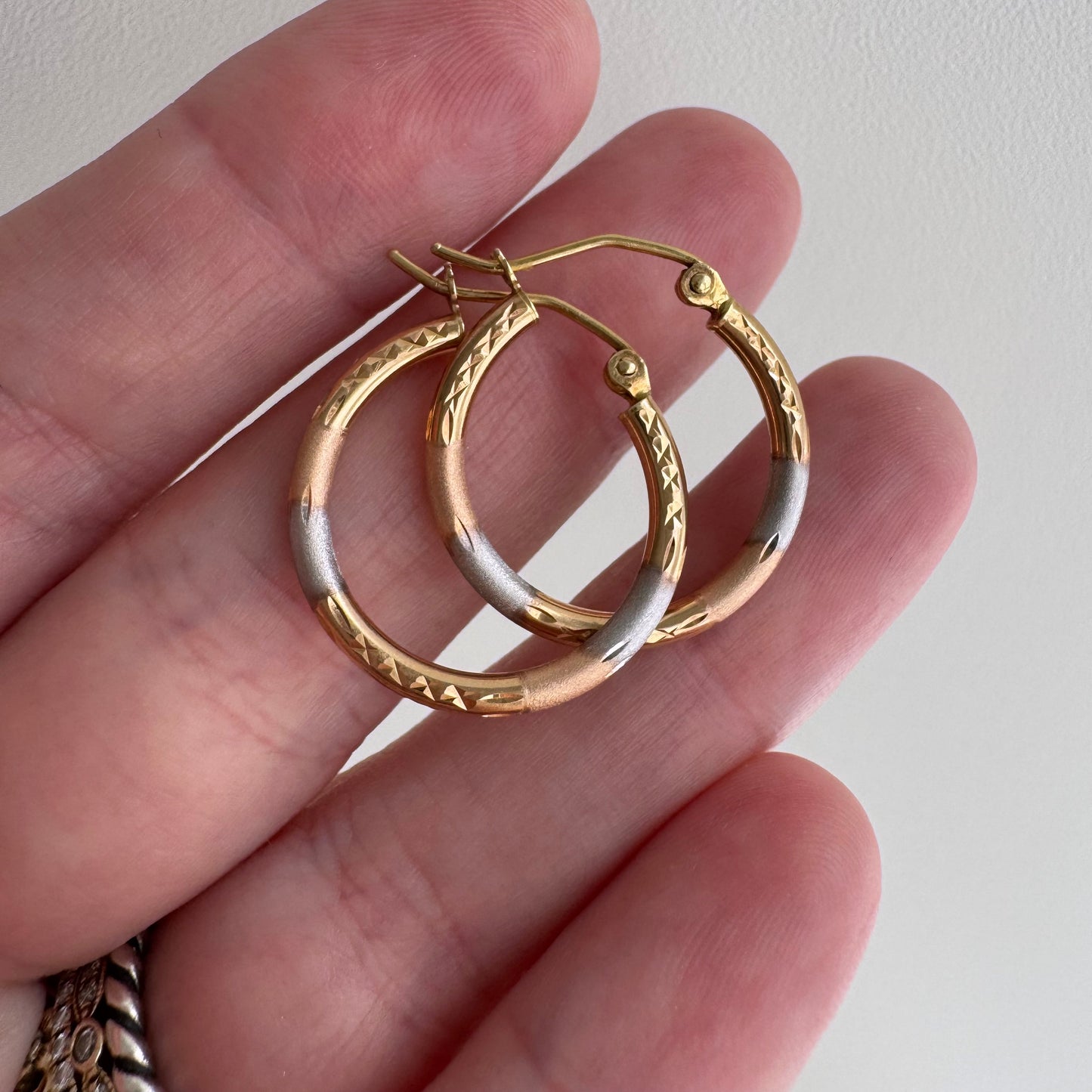 P R E - L O V E D // neapolitan hoops / 14k tricolor gold diamond cut round hoops / earrings