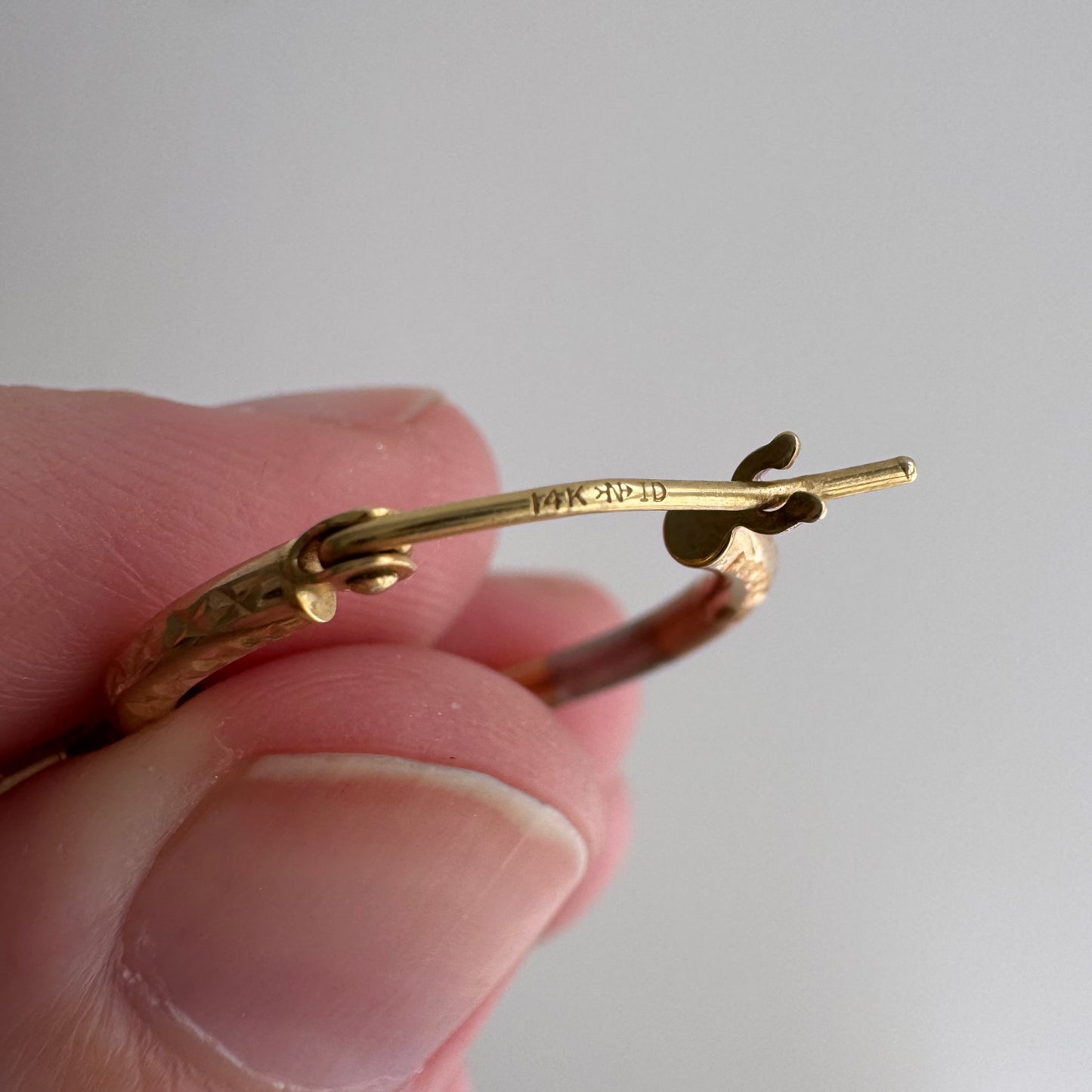 P R E - L O V E D // neapolitan hoops / 14k tricolor gold diamond cut round hoops / earrings