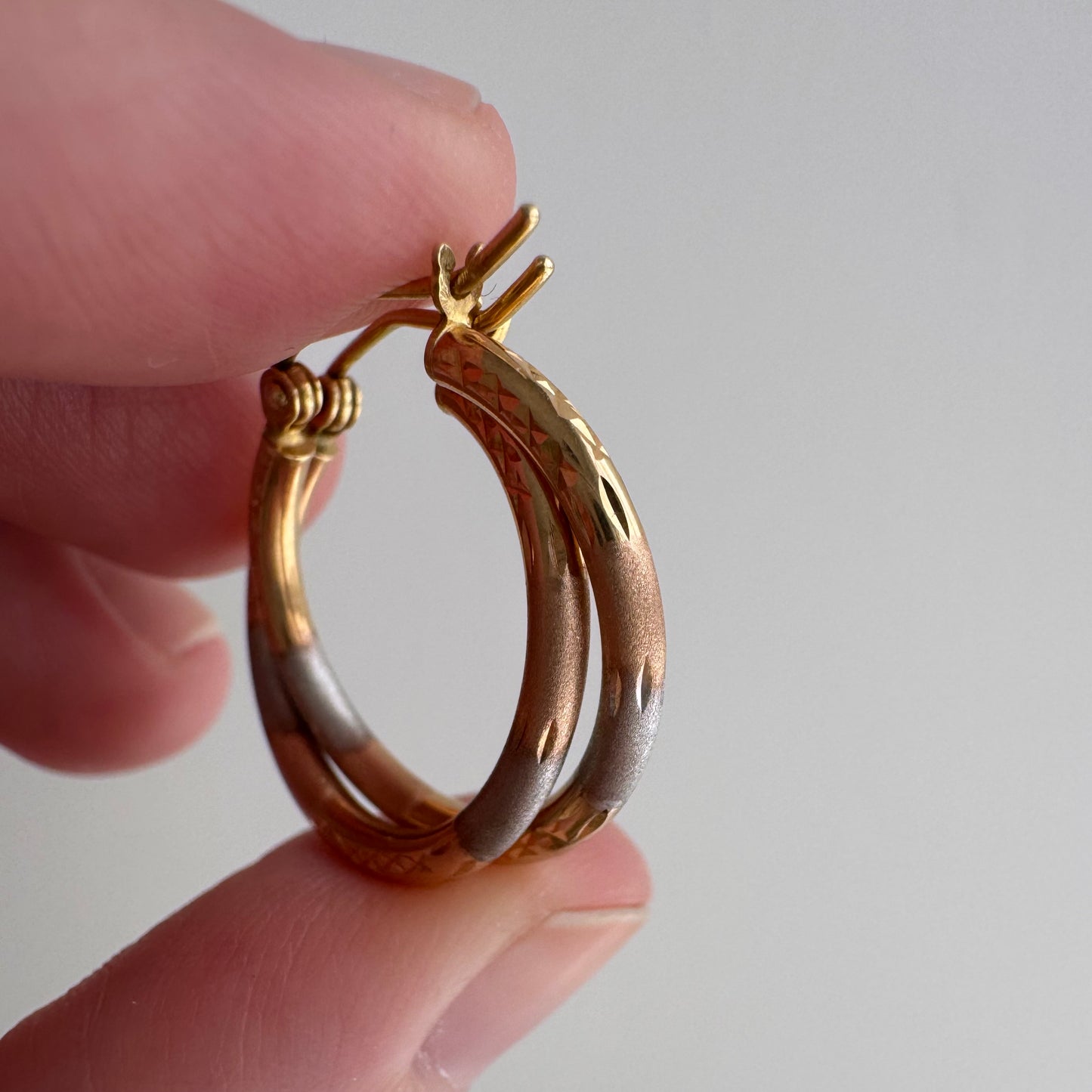 P R E - L O V E D // neapolitan hoops / 14k tricolor gold diamond cut round hoops / earrings