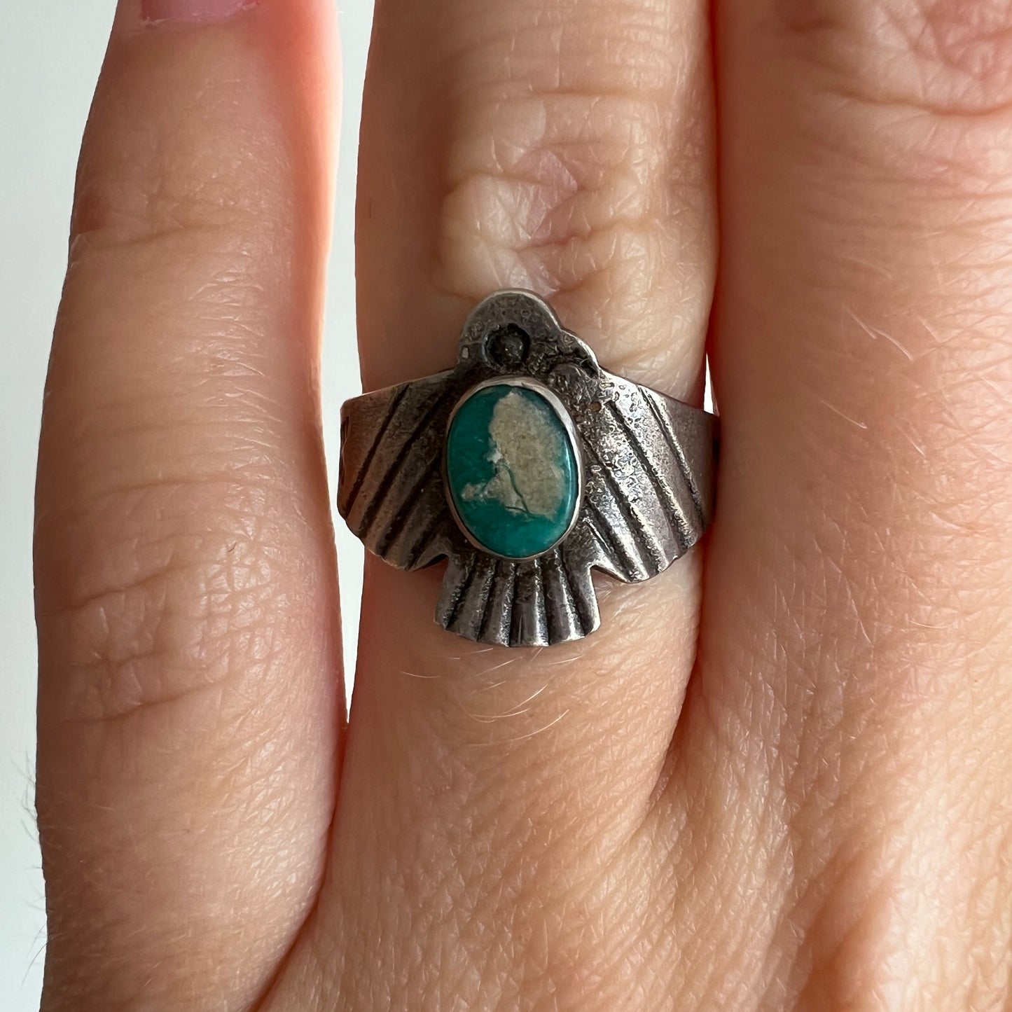 V I N T A G E // thunderbird embrace / sterling silver and turquoise bird ring / size 5.5