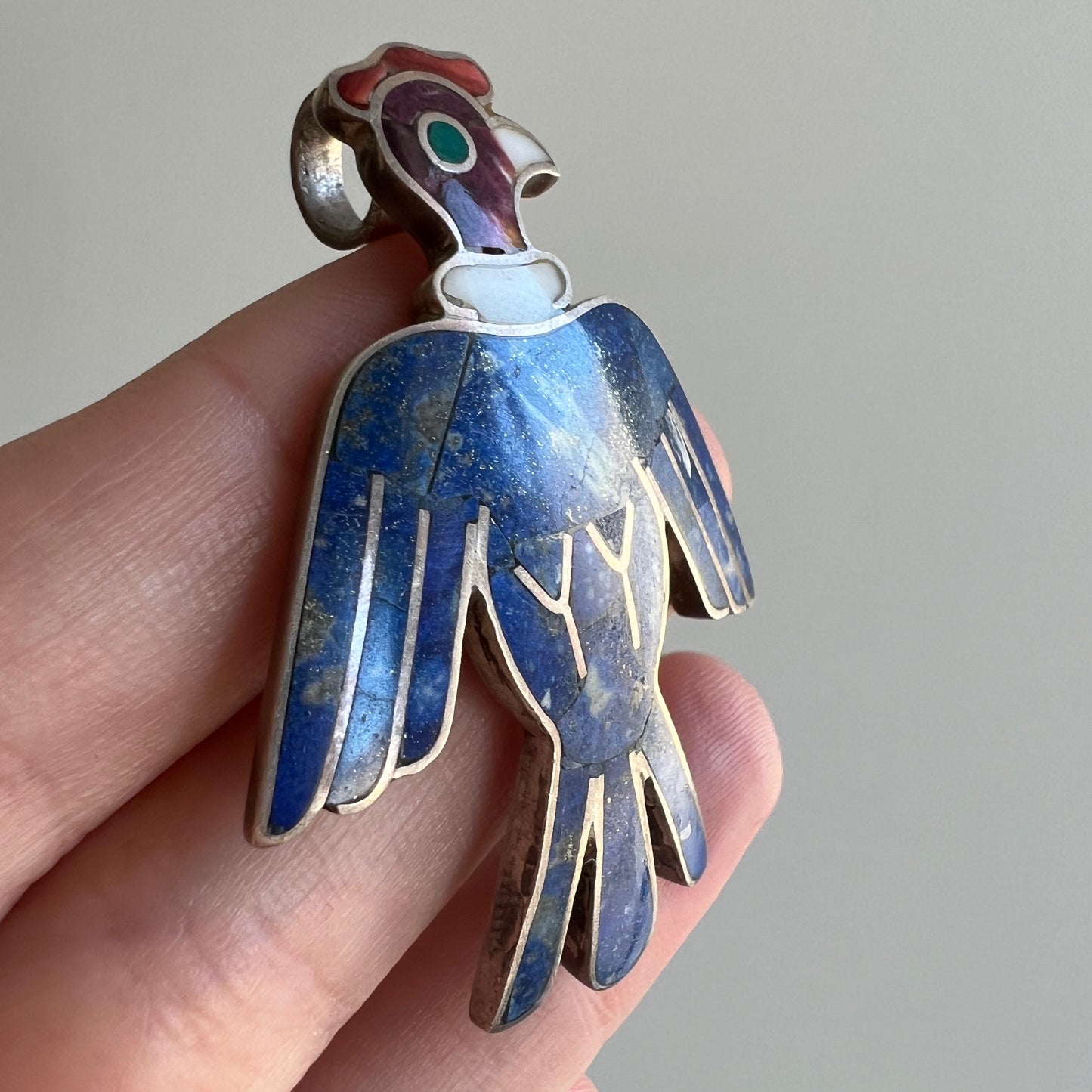 V I N T A G E // collared bird / sterling silver Zuni style inlay lapis lazuli bird / a large pendant