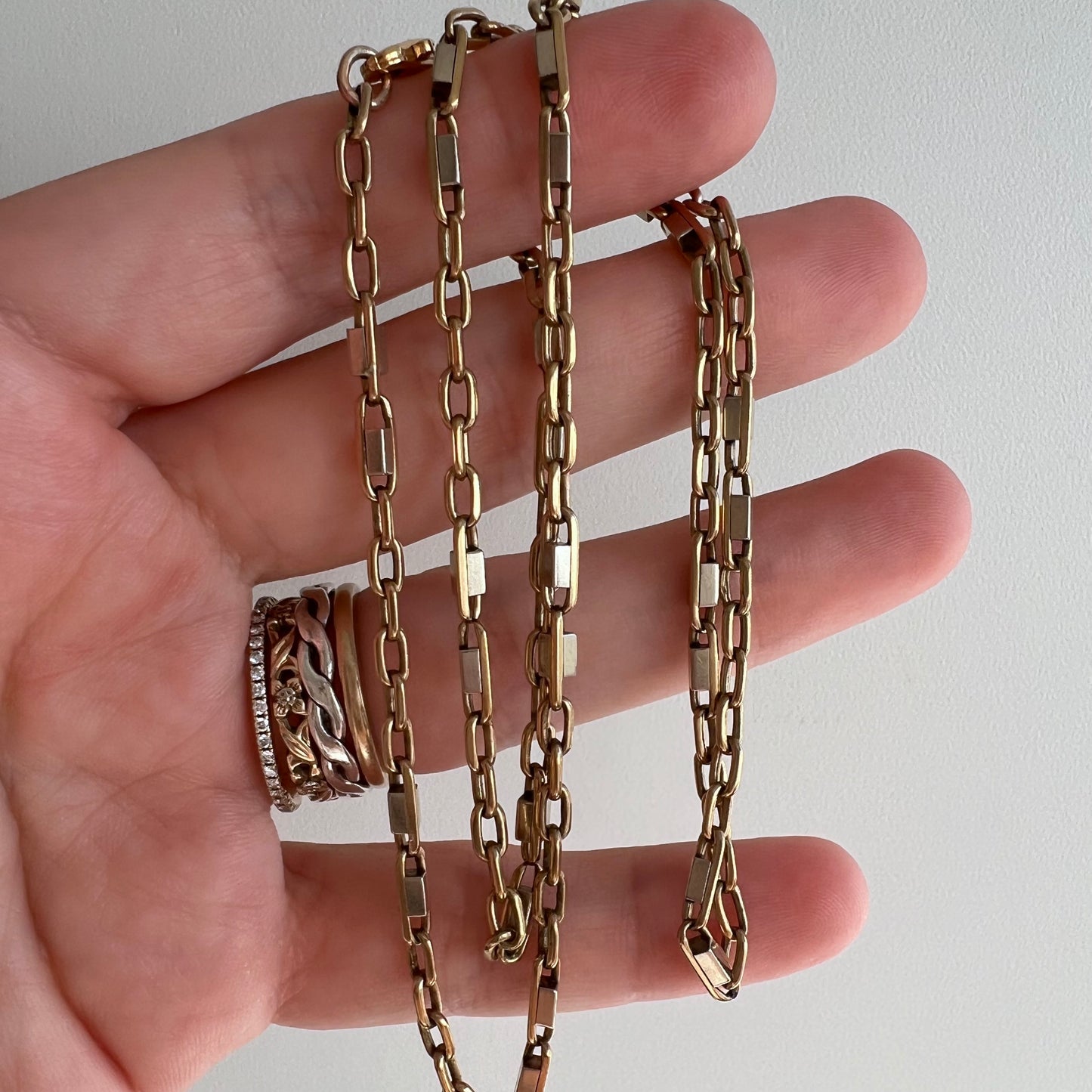 V I N T A G E // fancy biker / 9k 375 yellow and white gold biker station chain / 20.5", 13g