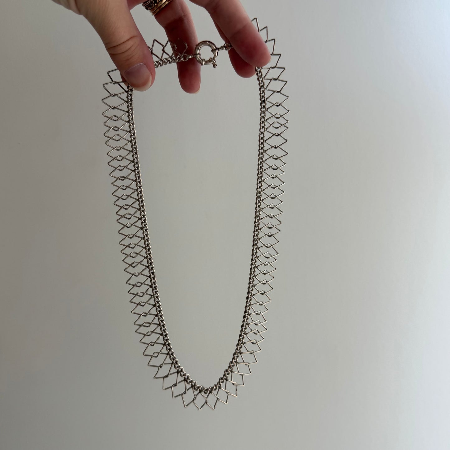 V I N T A G E // lace collar / sterling silver interlocking diamond fringe necklace / 17", 26.9g