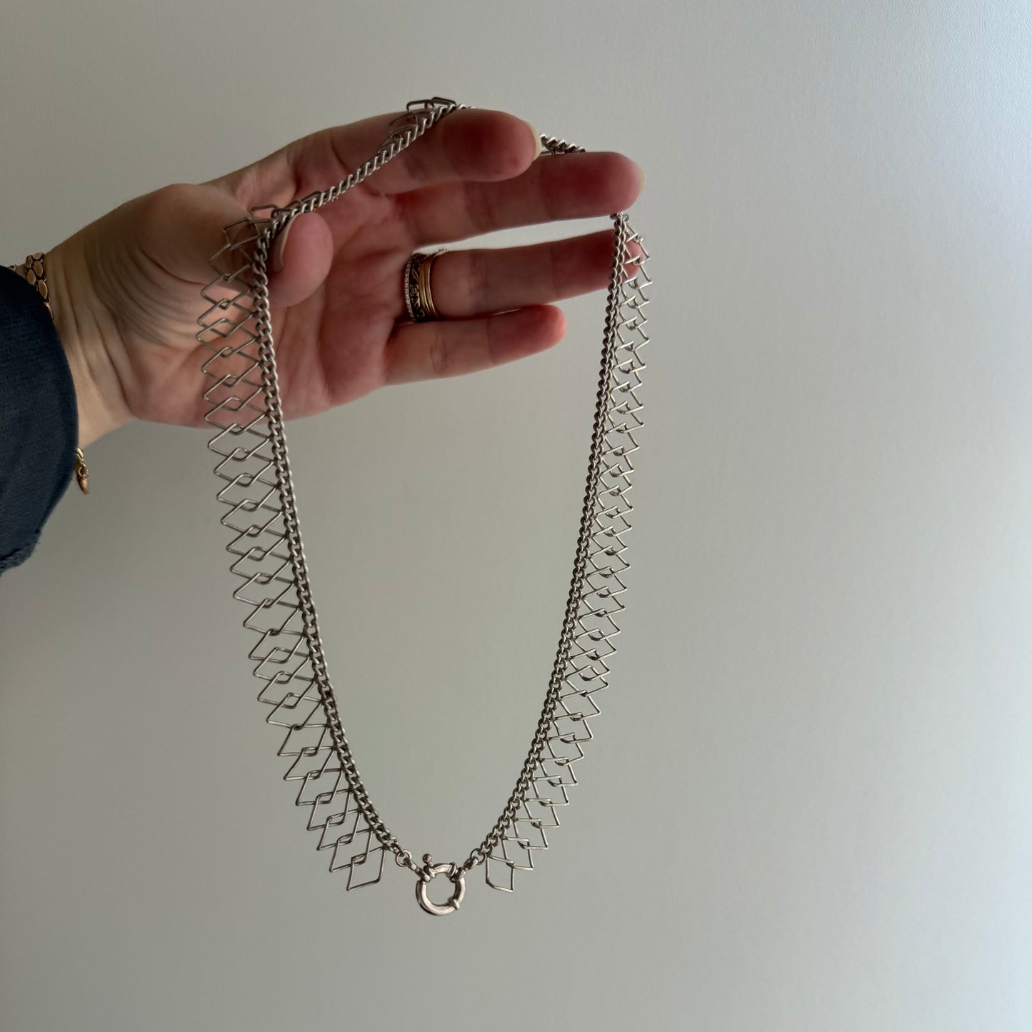 V I N T A G E // lace collar / sterling silver interlocking diamond fringe necklace / 17", 26.9g