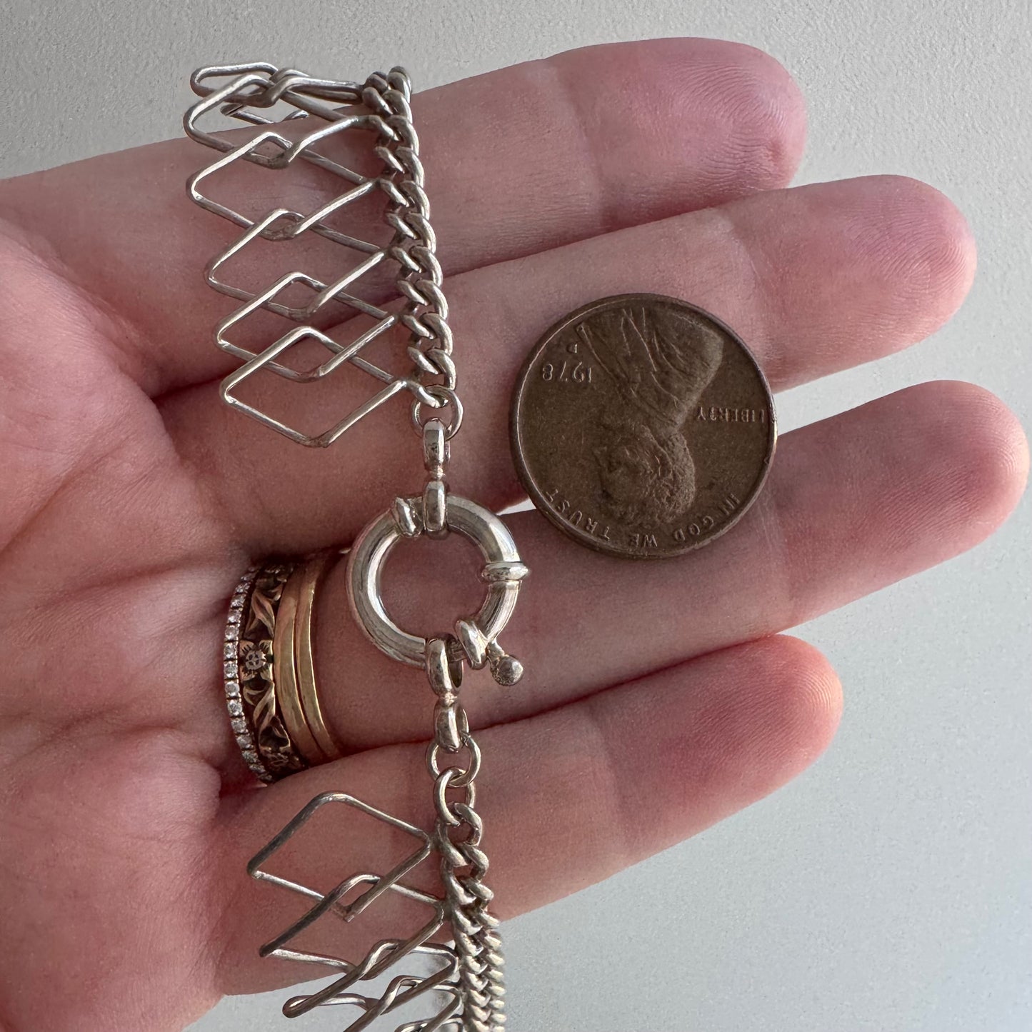 V I N T A G E // lace collar / sterling silver interlocking diamond fringe necklace / 17", 26.9g