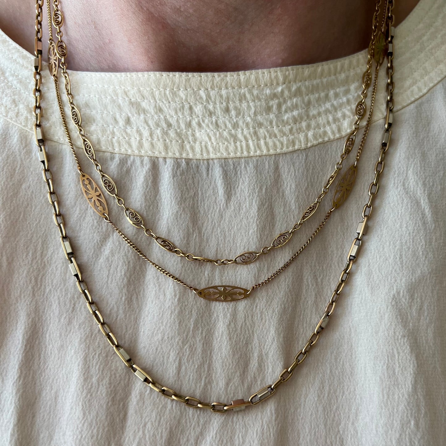 V I N T A G E // ode to deco / 10k yellow gold filigree and curb station chain necklace / 18.25"