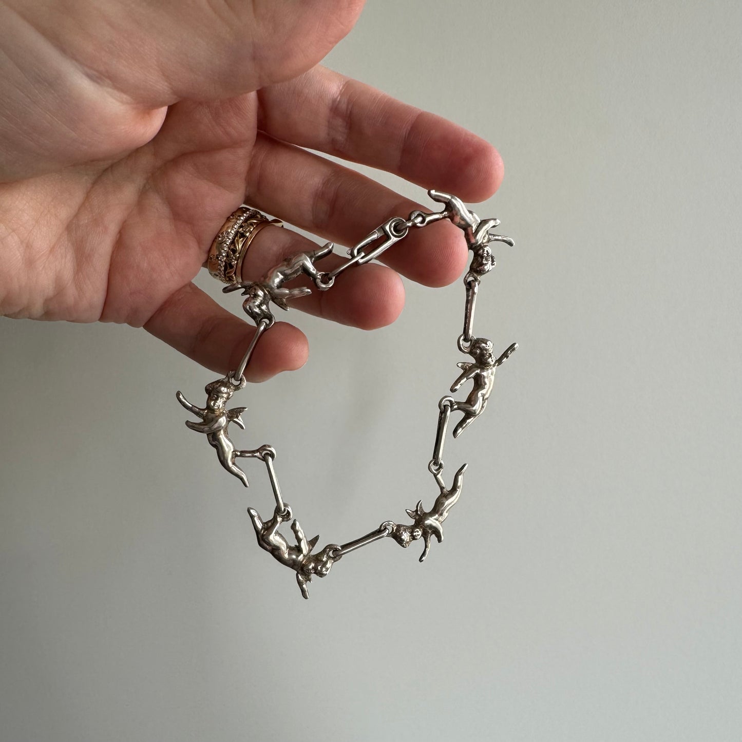 V I N T A G E // angel team / sterlings silver cherub chain bracelet / 7.25"